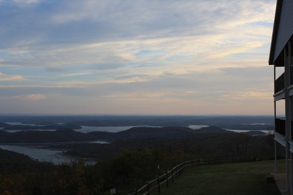 Whitney Mountain Lodge Lost Bridge Village 部屋 写真
