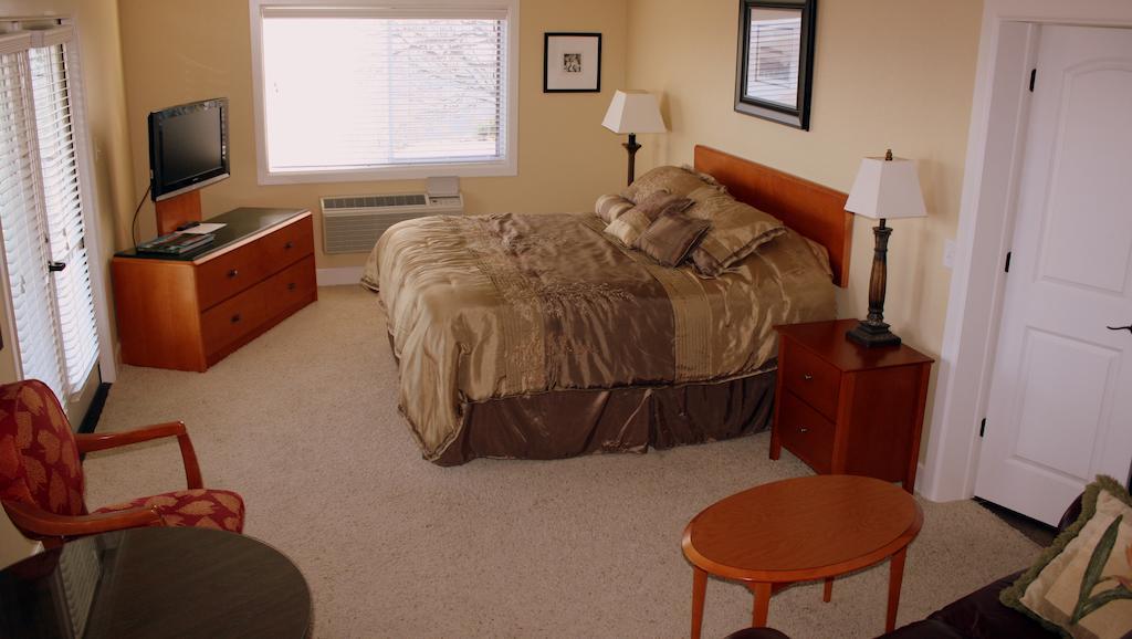 Whitney Mountain Lodge Lost Bridge Village 部屋 写真